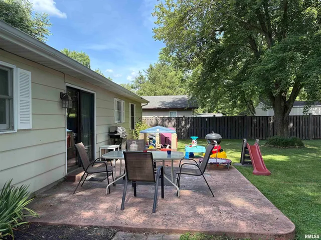 $135,500 | 2119 Rains Street, Murphysboro, IL 62966