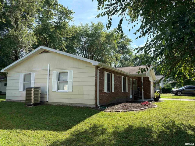 $135,500 | 2119 Rains Street, Murphysboro, IL 62966