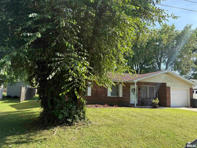 $135,500 | 2119 Rains Street, Murphysboro, IL 62966
