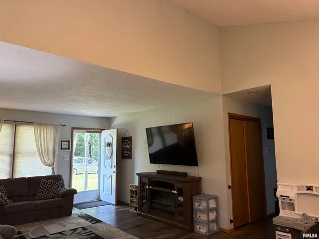 $135,500 | 2119 Rains Street, Murphysboro, IL 62966