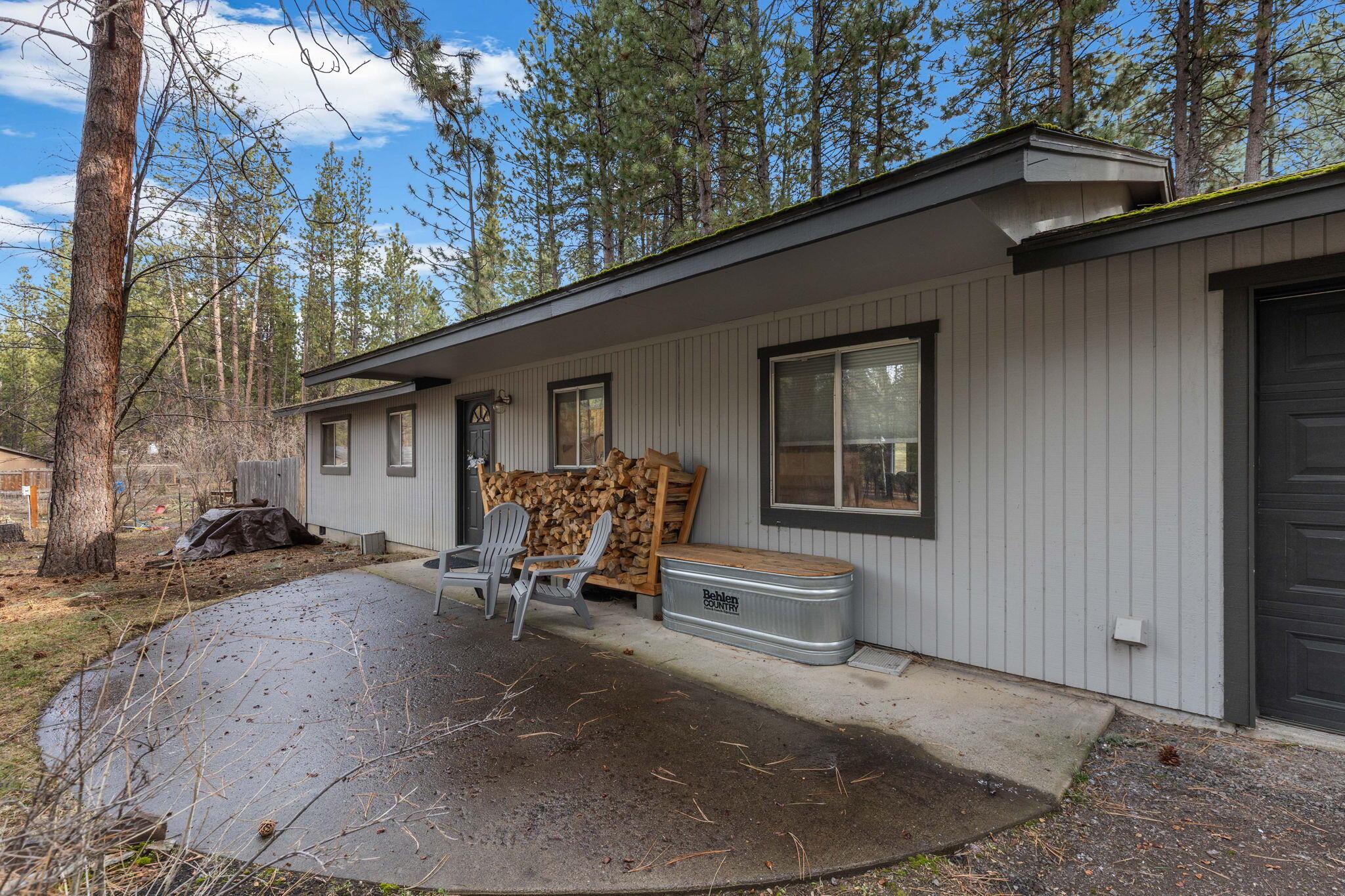 60140 Agate Road Bend, OR 97702 - Photo 6 of 25 2026_02_23_60140_agate_road-4