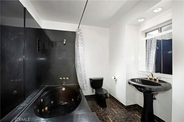 $1,295,000 | 738 South Norton Avenue, Los Angeles, CA 90005