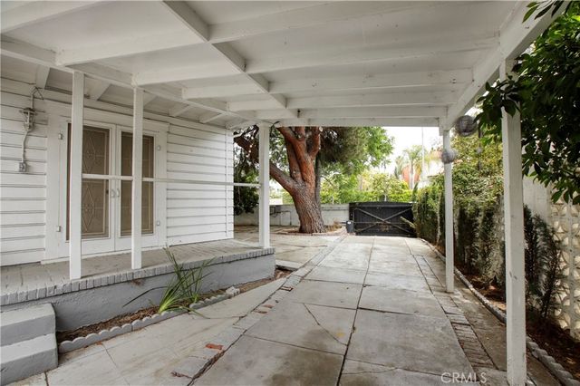 $1,295,000 | 738 South Norton Avenue, Los Angeles, CA 90005