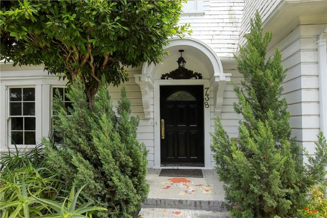 $1,295,000 | 738 South Norton Avenue, Los Angeles, CA 90005