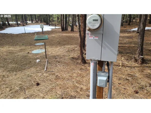 a close view of door lock