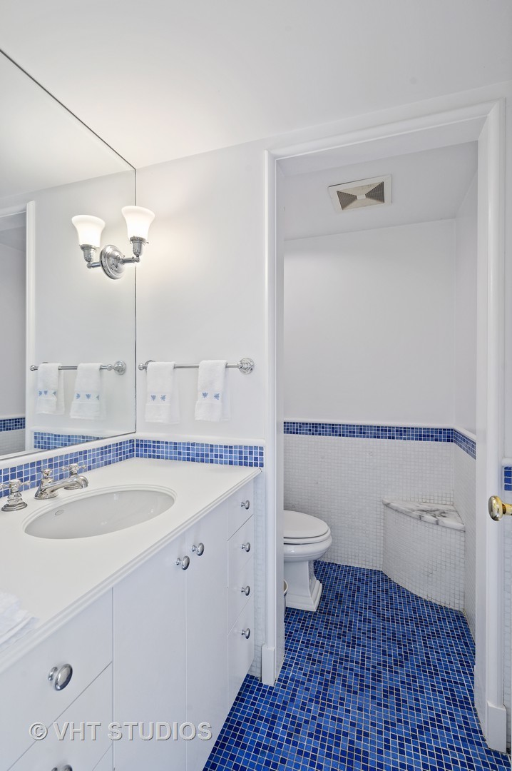 115 Dewindt Road Winnetka, IL 60093 - Photo 53 of 84