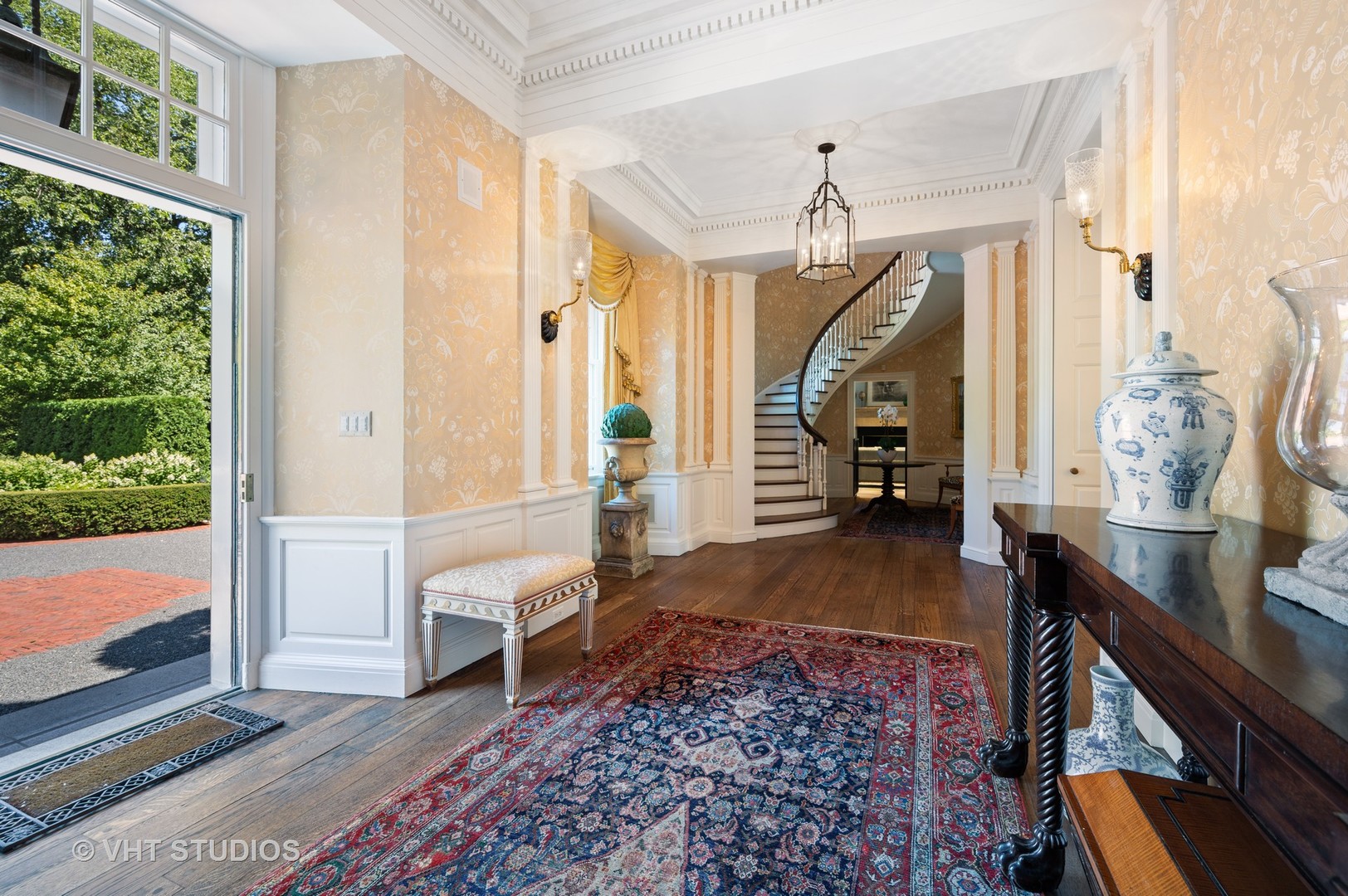 115 Dewindt Road Winnetka, IL 60093 - Photo 7 of 84