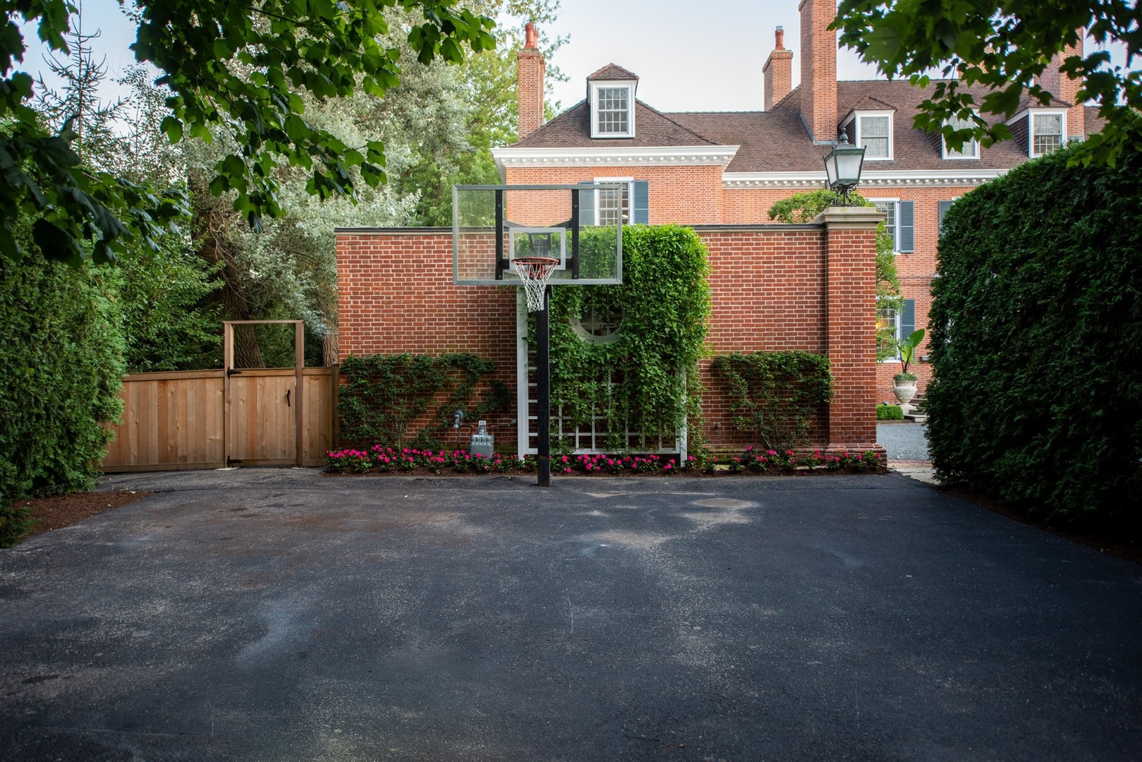 115 Dewindt Road Winnetka, IL 60093 - Photo 74 of 84