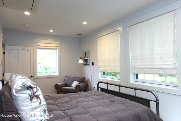 $3,600 | 36 Northwoods Road, Unit A, Woodstock, NY 12498