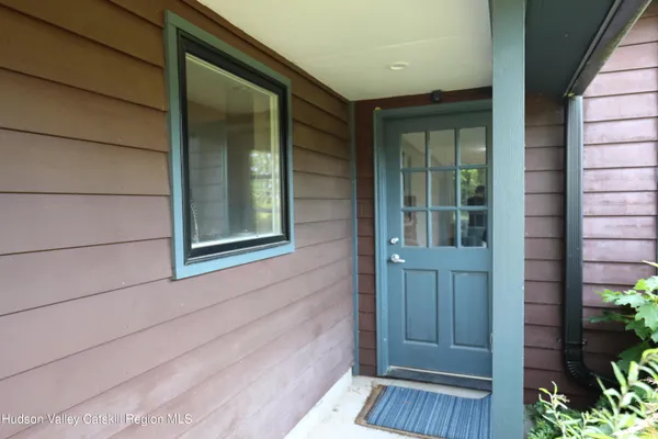 $3,600 | 36 Northwoods Road, Unit A, Woodstock, NY 12498