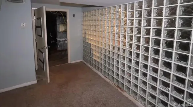 $2,399,000 | 6 Bostwick Lane, Old Westbury, NY 11568