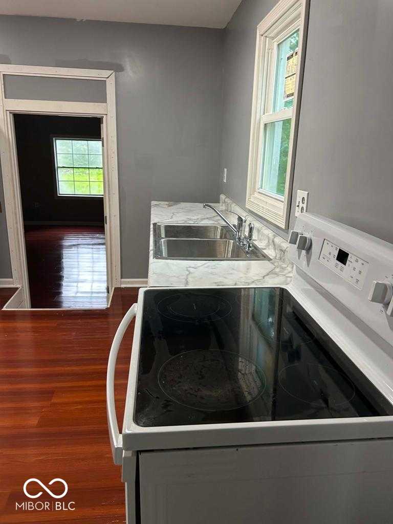 713 South Lancaster Road Muncie, IN 47302 - Photo 5 of 15