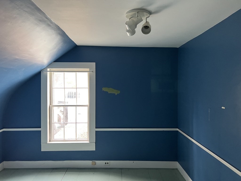 7 Northeast Fitzwilliam Road Royalston, MA 01368 - Photo 17 of 17