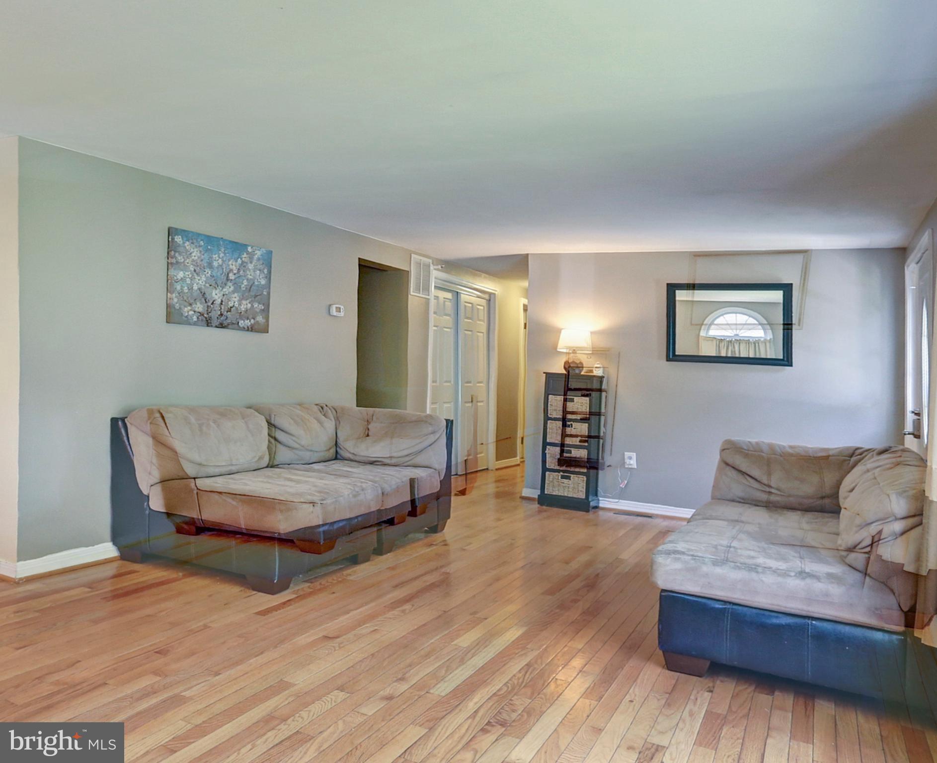 61 Baxter Road Delta, PA 17314 - Photo 11 of 27 Living Room