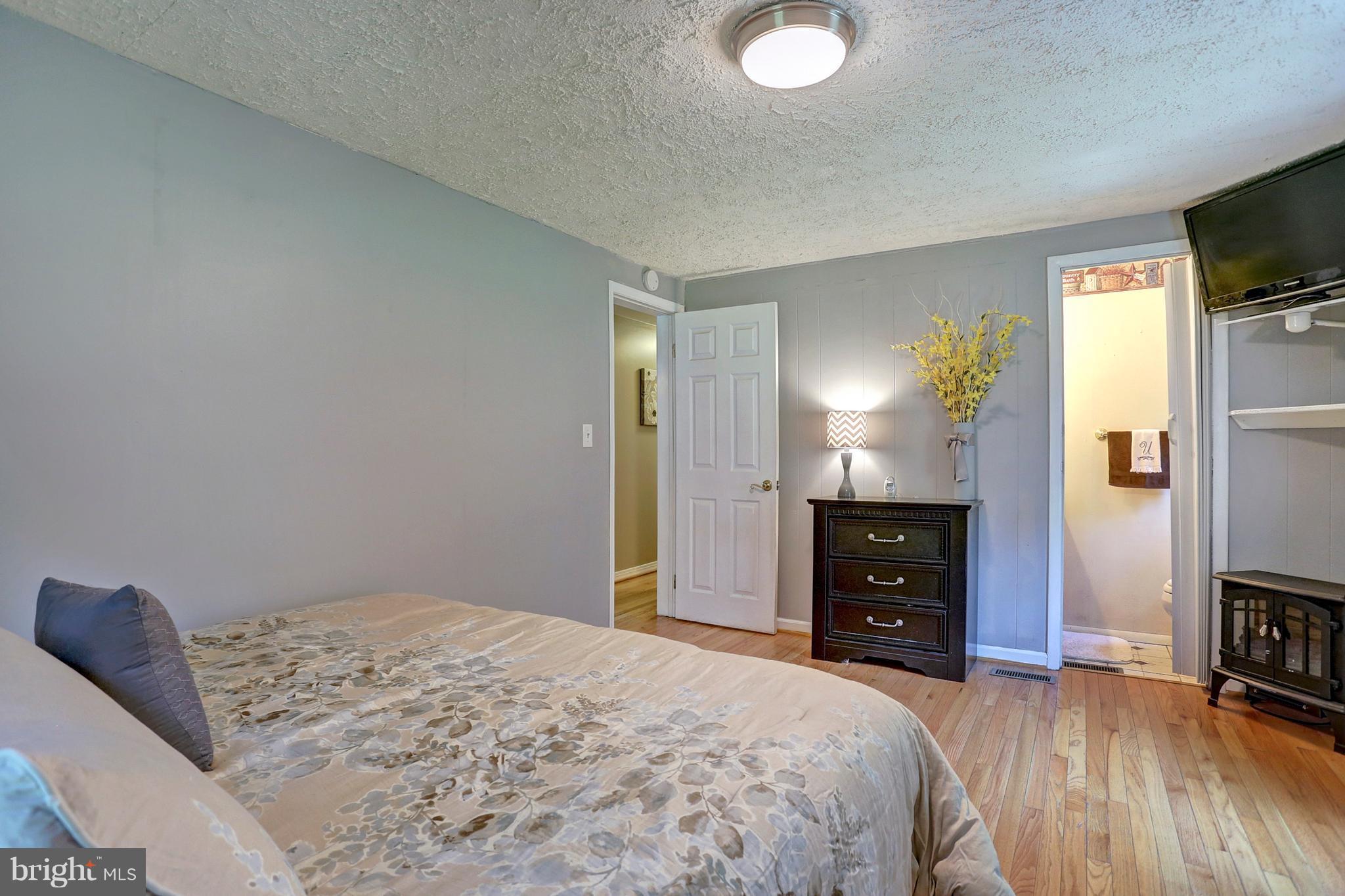 61 Baxter Road Delta, PA 17314 - Photo 17 of 27 Bedroom (Master)