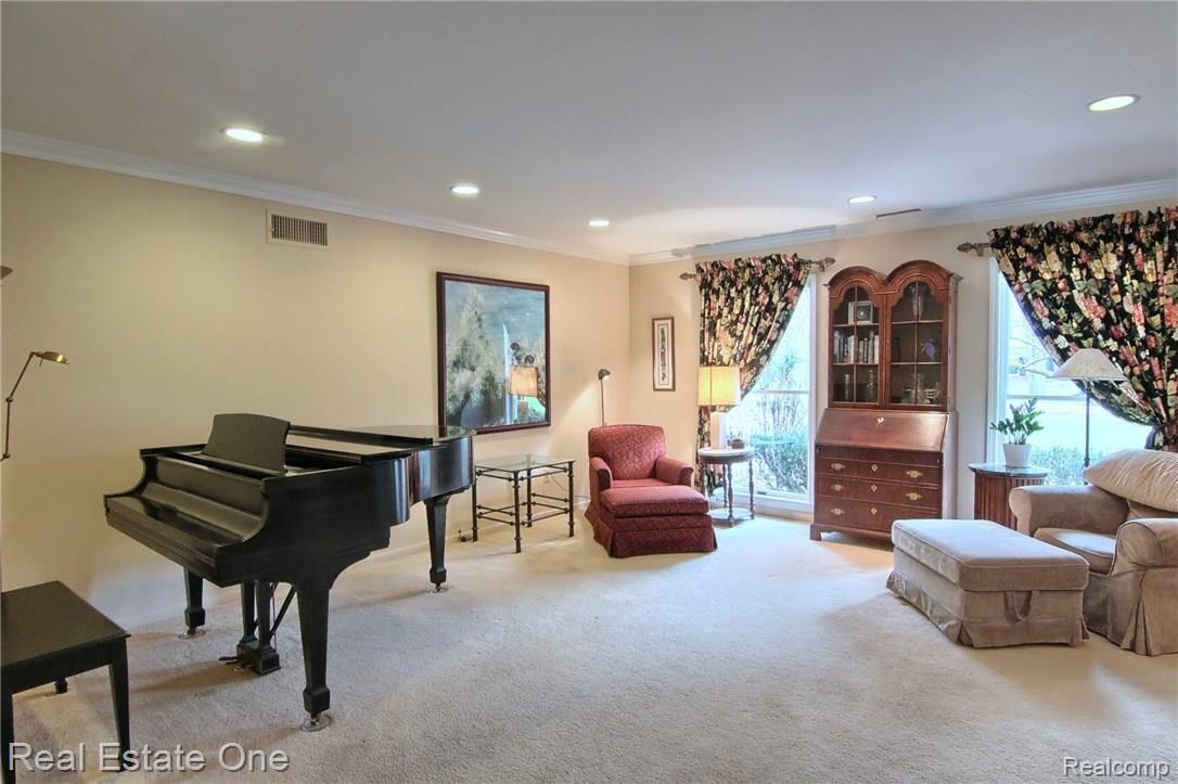 Living_Room.jpg