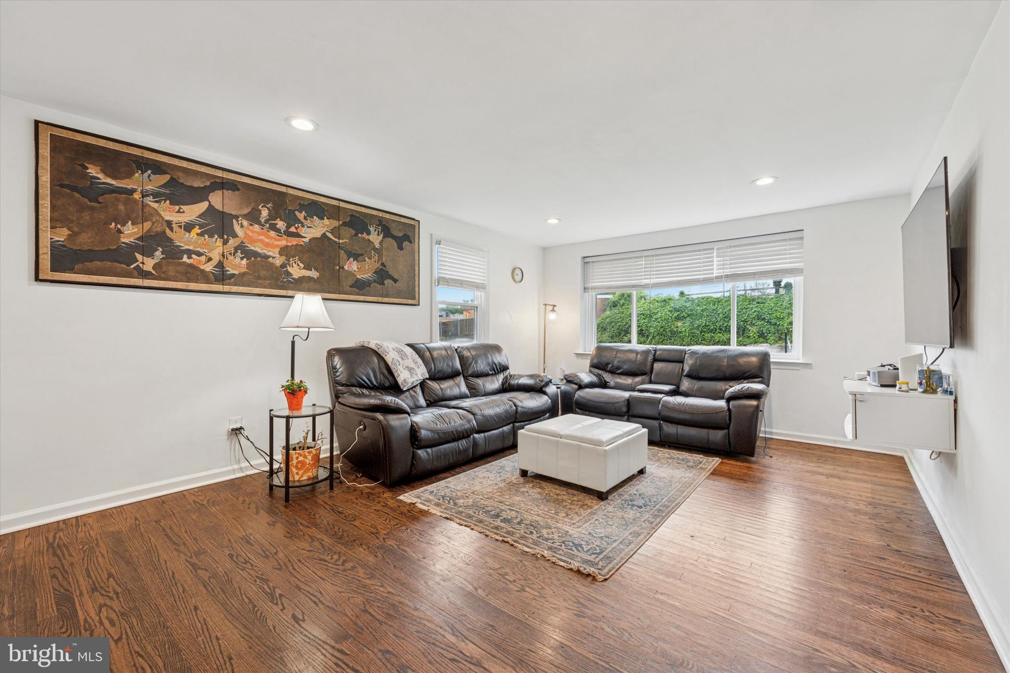 304 Providence Road Morton, PA 19070 - Photo 5 of 40 Large Family Room