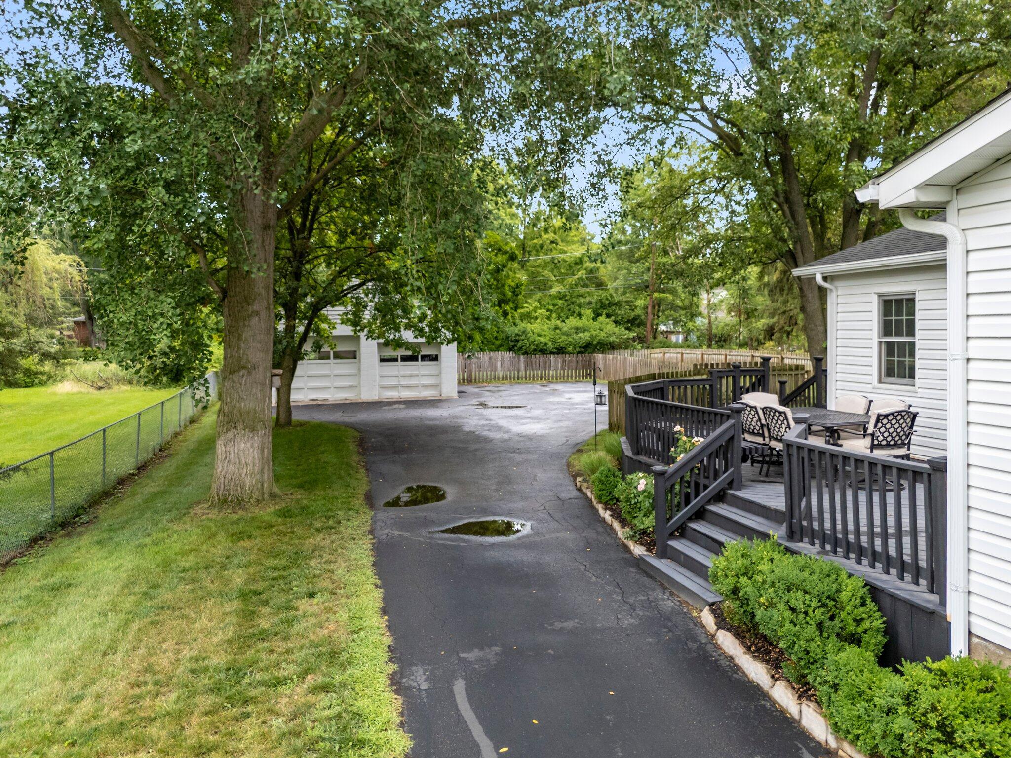 2560 Zollinger Road Columbus, OH 43221 - Photo 39 of 41 9-web-or-mls-DJI_20250707152034_0296_D