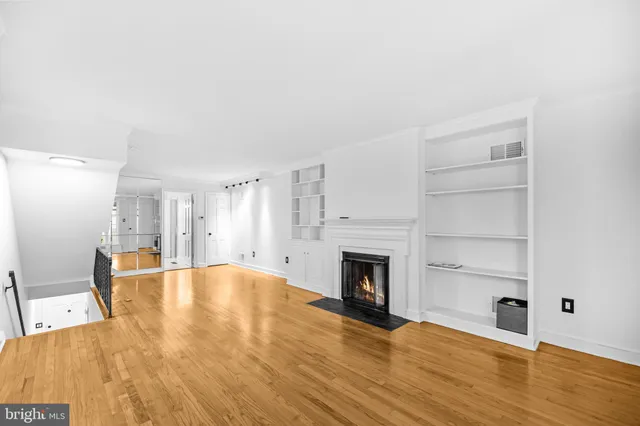 $1,488,000 | 2420 I Street Northwest, Washington, DC 20037