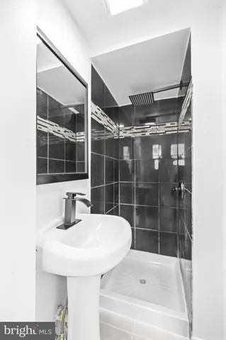 $1,488,000 | 2420 I Street Northwest, Washington, DC 20037