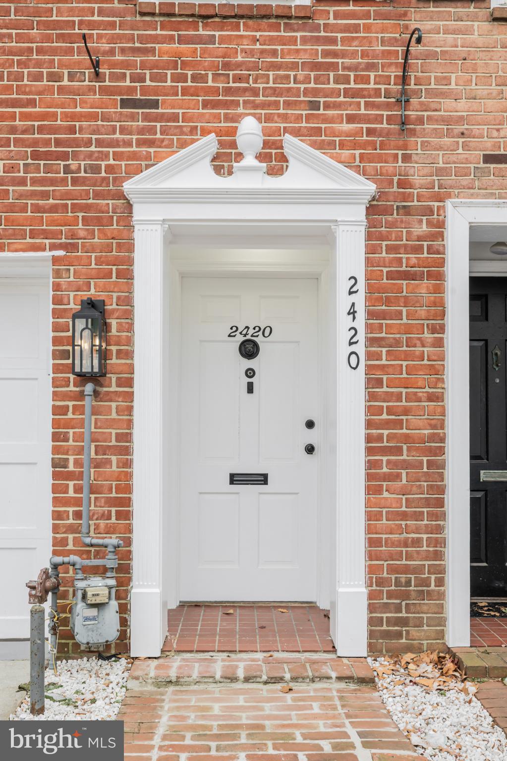 2420 I Street Northwest Washington, DC 20037 - Photo 5 of 50