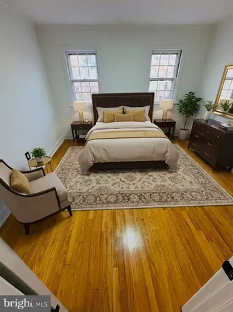 $1,299,999 | 2420 I Street Northwest, Washington, DC 20037