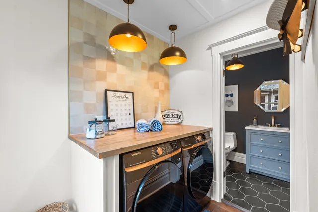 $839,000 | 1332 Dodge Street, Lake Geneva, WI 53147