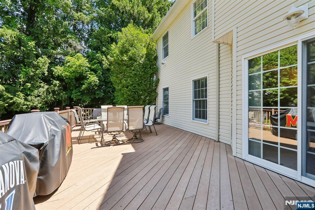 55 Sand Road Fairfield, NJ 07004 - Photo 26 of 30