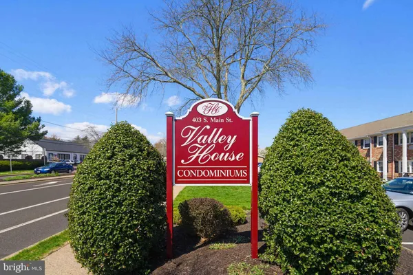 $269,900 | 403 South Main Street, Unit S200, Doylestown, PA 18901