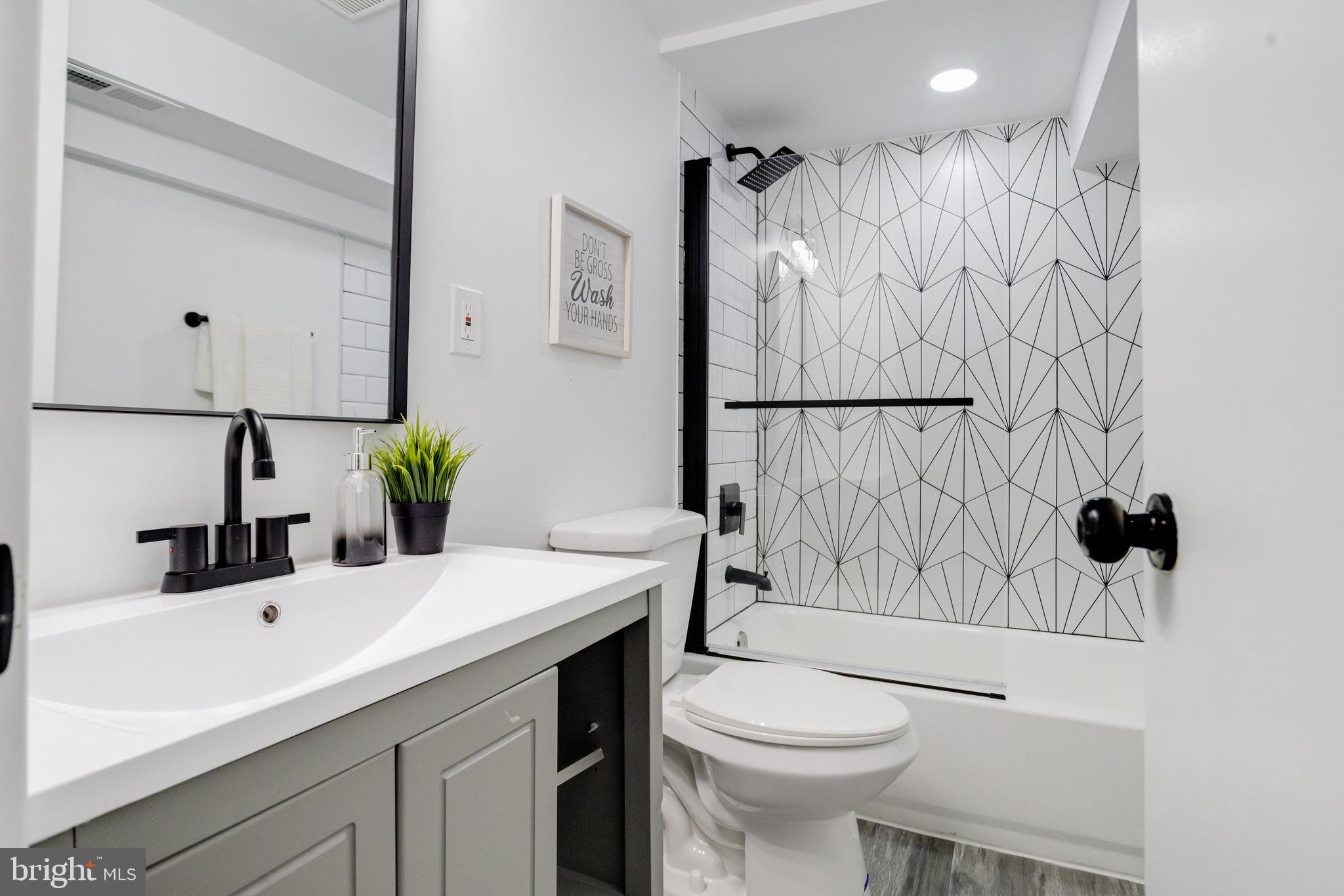 1419 East Lanvale Street Baltimore, MD 21213 - Photo 32 of 34