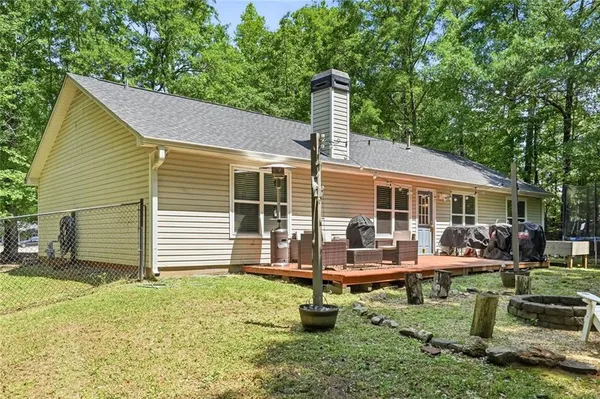 $2,400 | 131 Homestead Way, Locust Grove, GA 30248