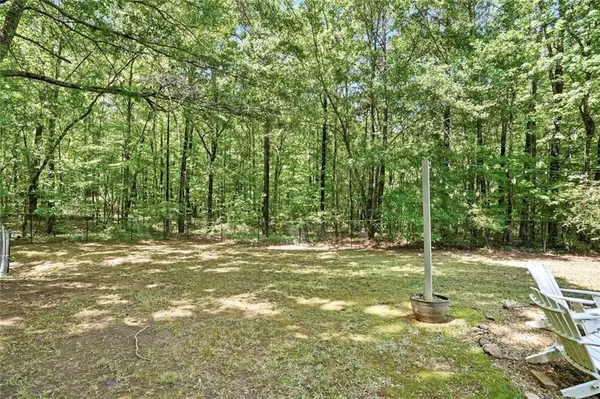 $2,400 | 131 Homestead Way, Locust Grove, GA 30248