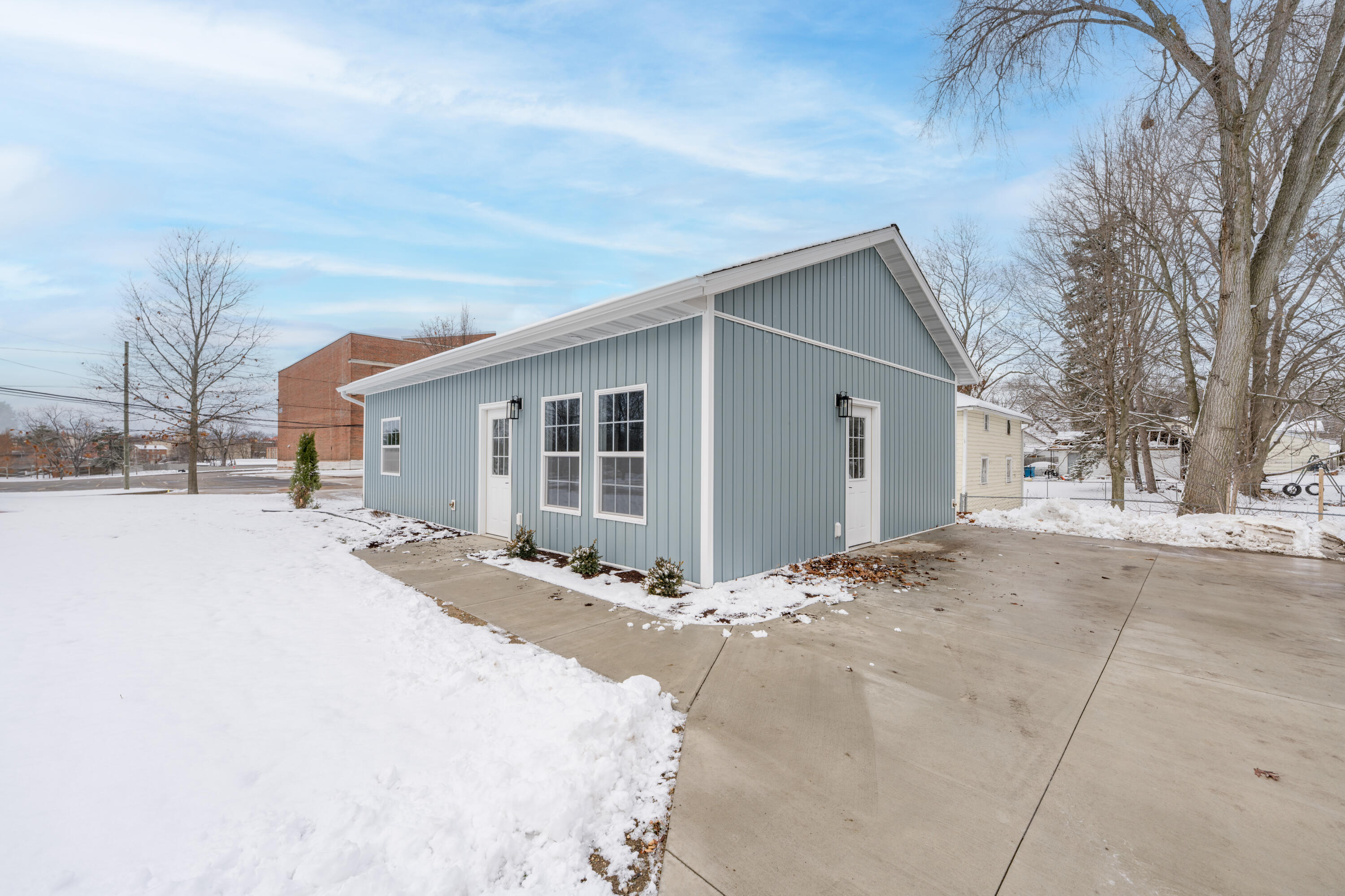 303 Middle Street Three Rivers, MI 49093 - Photo 2 of 20 DSC00335-Edit