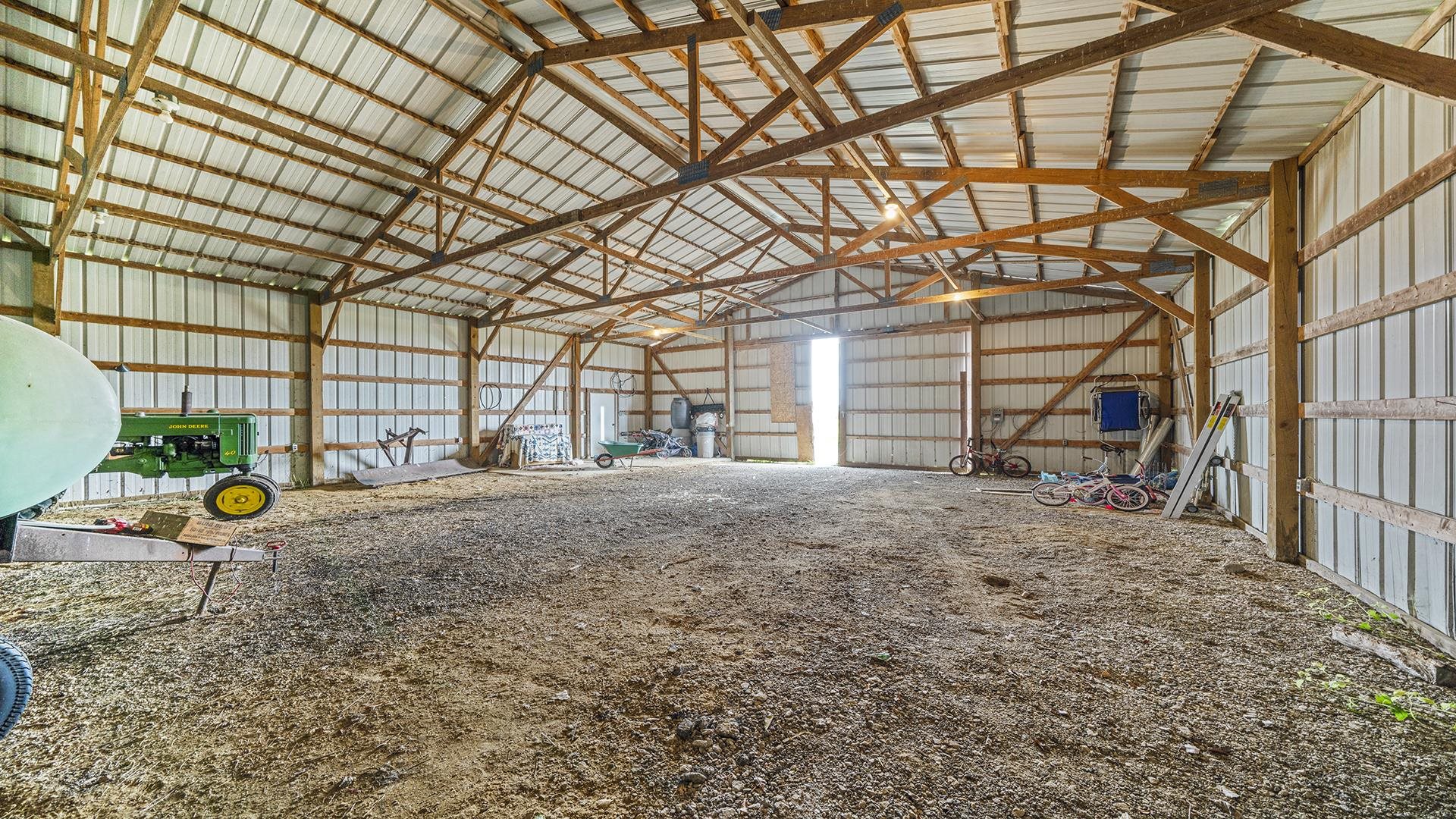 12112 North Hoisington Road Byron, IL 61010 - Photo 31 of 45 a view of a backyard