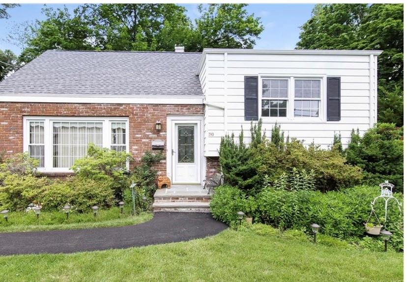 30 Boxwood Road Yonkers, NY 10710 - Photo 1 of 1 Gallery Image 1