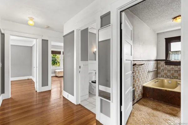 $7,500 | 557 A Avenue, Coronado, CA 92118