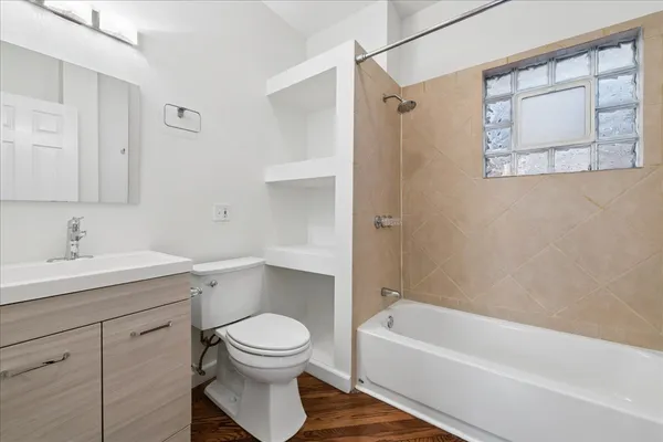 $699,900 | 1930 North California Avenue, Chicago, IL 60647