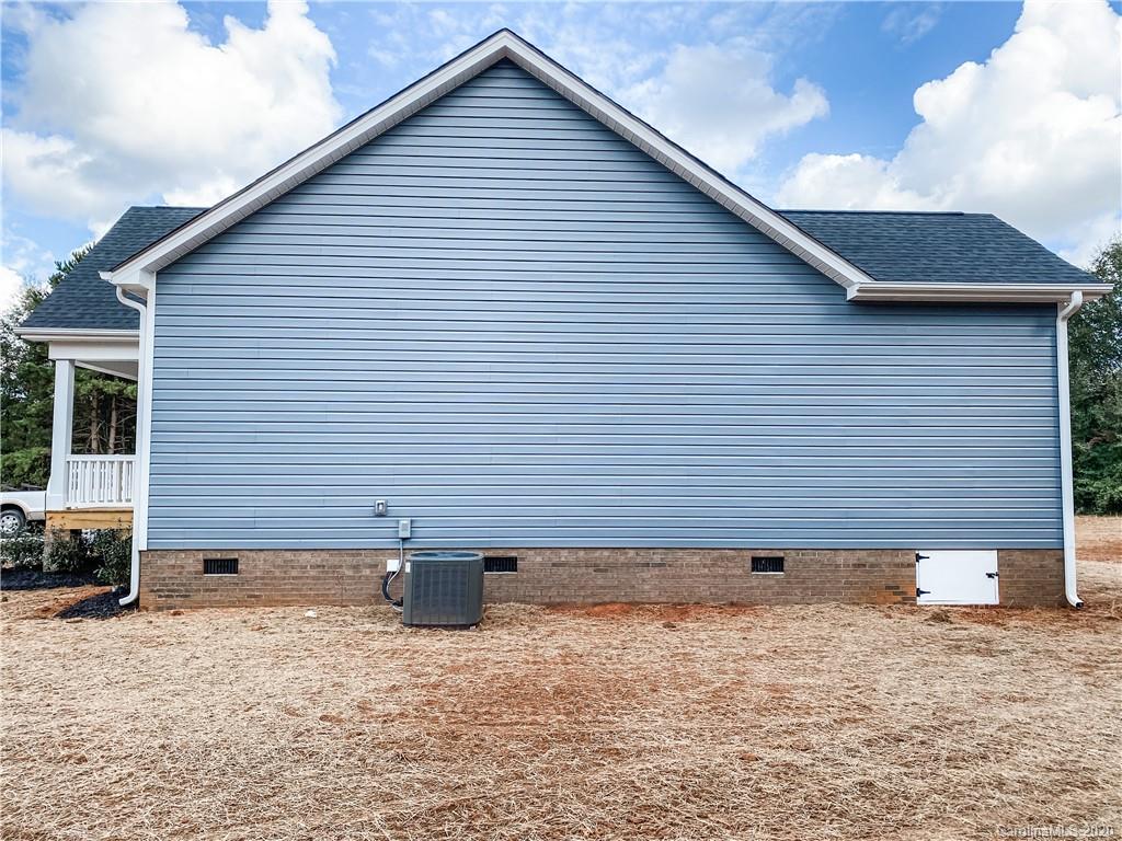 1884 Tom Joye Road Clover, SC 29710 - Photo 26 of 27 Gallery Image 26