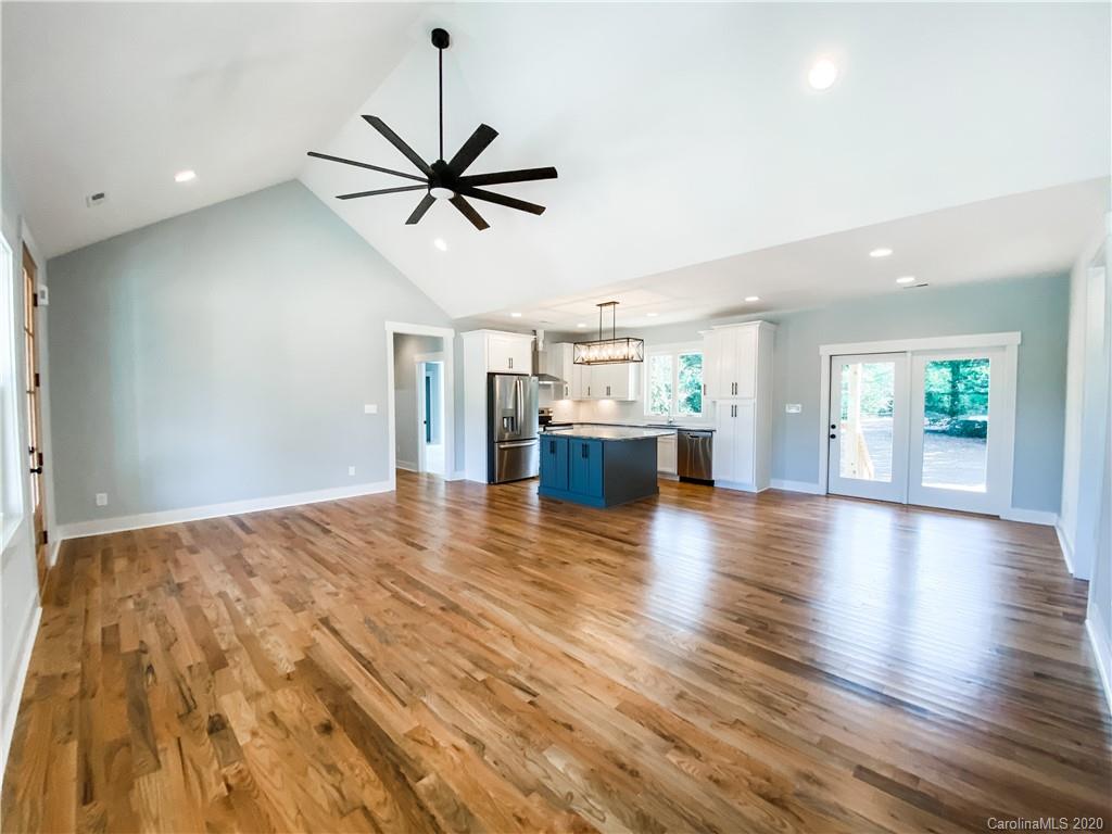 1884 Tom Joye Road Clover, SC 29710 - Photo 4 of 27 Gallery Image 4