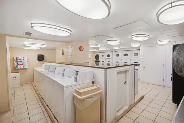 $1,695 | 2605 South Indiana Avenue, Unit 307, Chicago, IL 60616