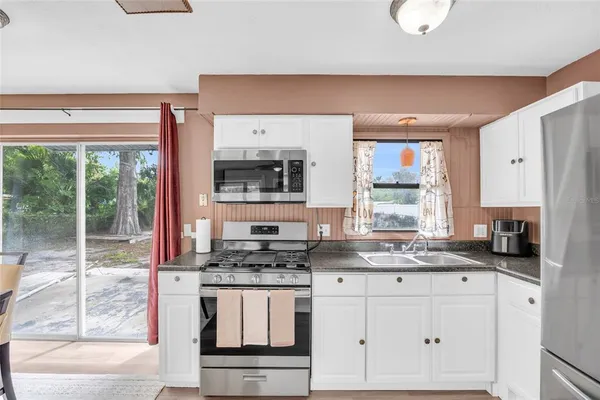 $220,000 | 890 Golden Isle Drive, Mount Dora, FL 32757