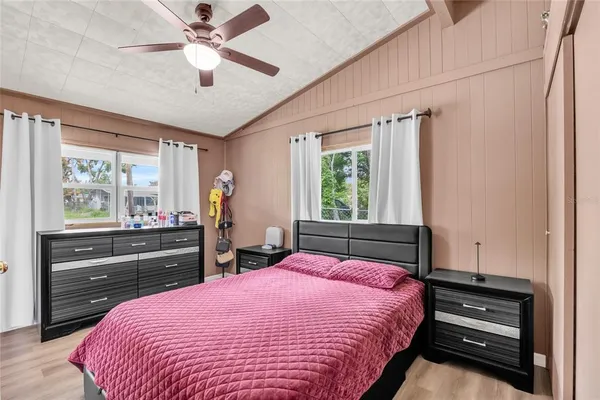 $220,000 | 890 Golden Isle Drive, Mount Dora, FL 32757