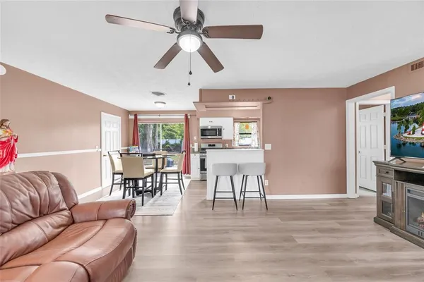 $220,000 | 890 Golden Isle Drive, Mount Dora, FL 32757