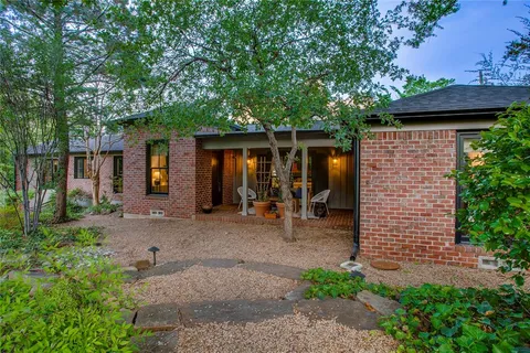 $1,375,000 | 1450 Jr Drive, Dallas, TX 75208