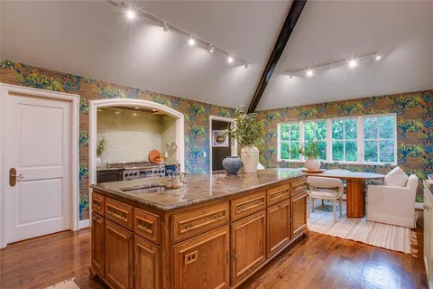 $1,375,000 | 1450 Jr Drive, Dallas, TX 75208