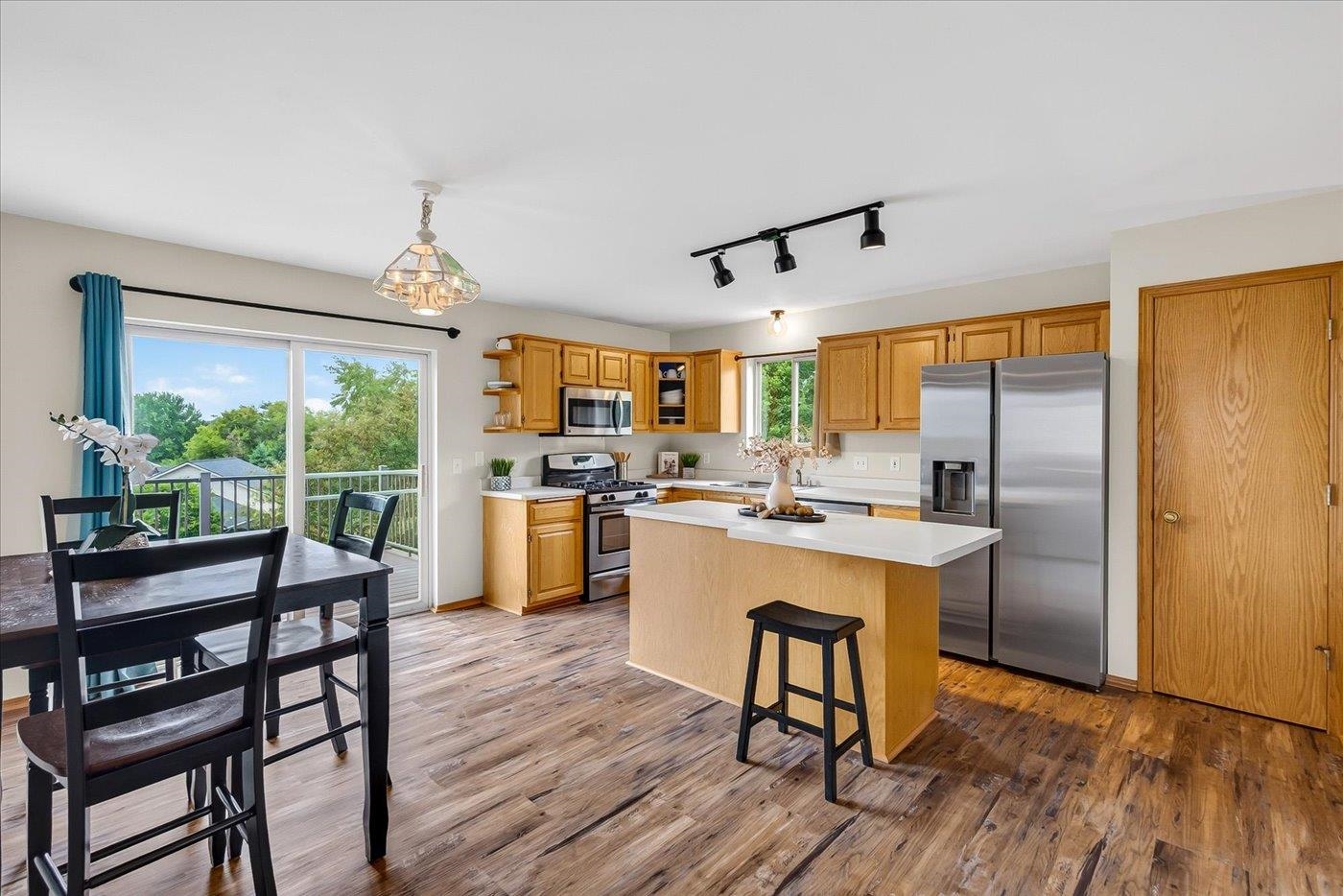 912 Vista Ridge Drive Mount Horeb, WI 53572 - Photo 22 of 54