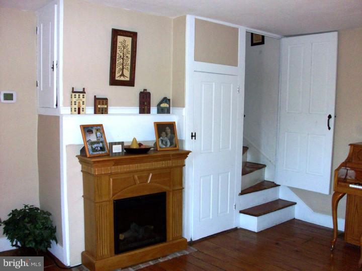 1323 Bayview Road Middletown, DE 19709 - Photo 13 of 25 Living Room