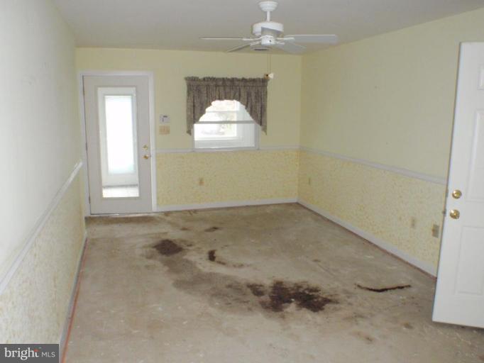 7136 Wheeler Road Boonsboro, MD 21713 - Photo 23 of 28 Living Room #2