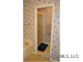 119 Beaver Ridge Road Asheville, NC 28804 - Photo 10 of 18 Gallery Image 10