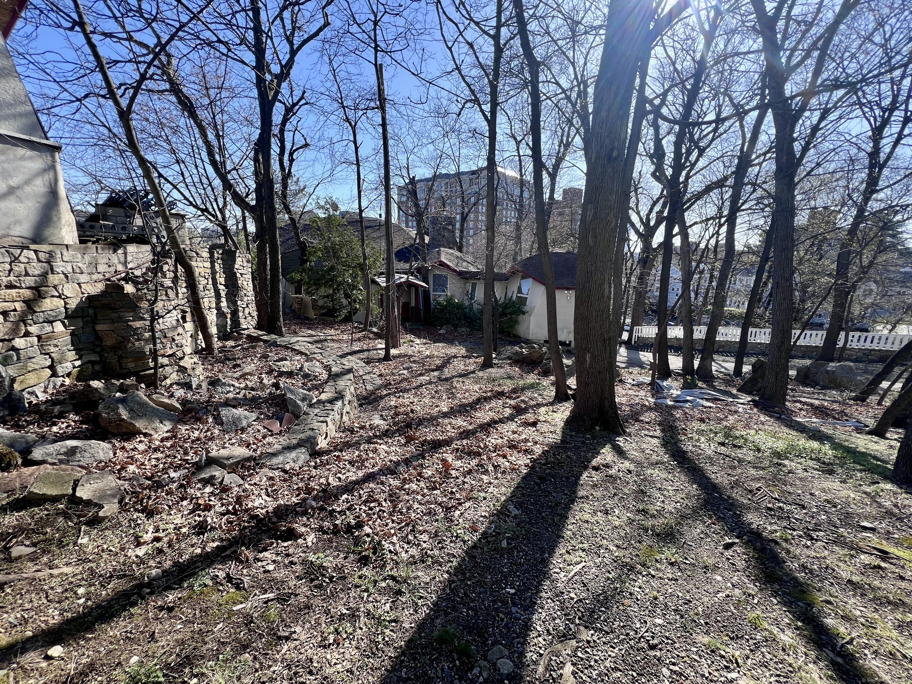 18 Highland Road Stamford, CT 06902 - Photo 3 of 21